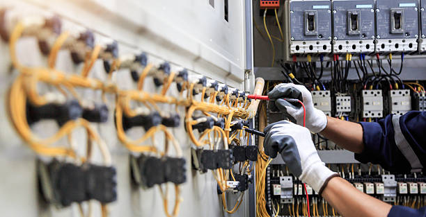 Professional Electrician technician working in Bayside, WI